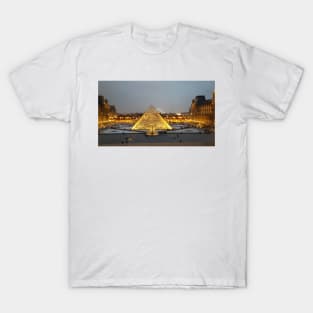 Paris Nightime Louvre Museum and Pyramid T-Shirt